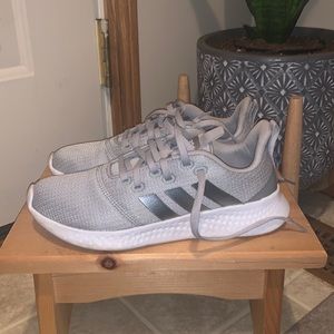 Adidas cloud foam sneakers